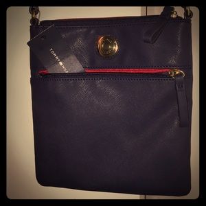 NWT Tommy Hilfiger Crossbody bag